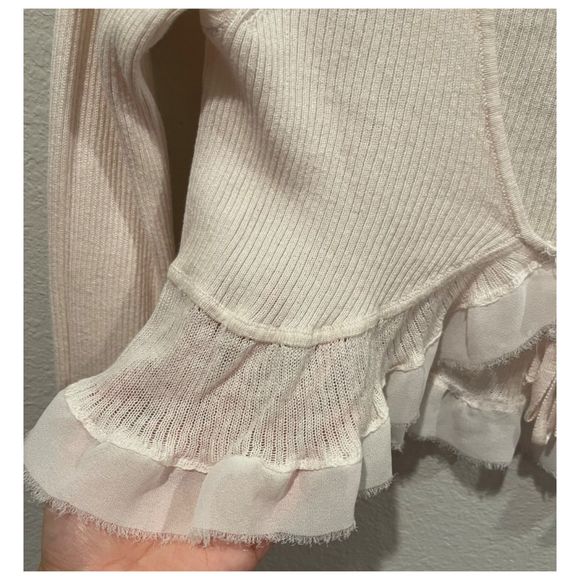 URBAN OUTFITTERS Yaryn Frill Tie-Up Light Pinko-Ivory Blouse - Picture 5 of 6